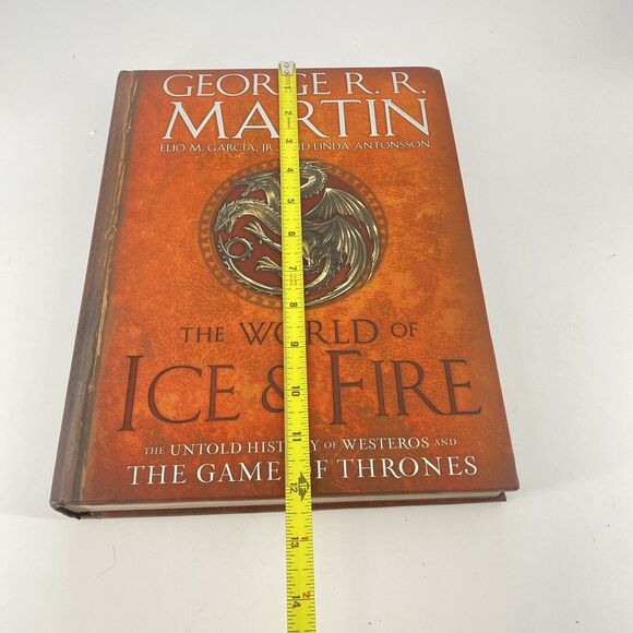 The World of Ice & Fire The Untold History of Westeros and the Game of Thrones - Picture 2 of 5